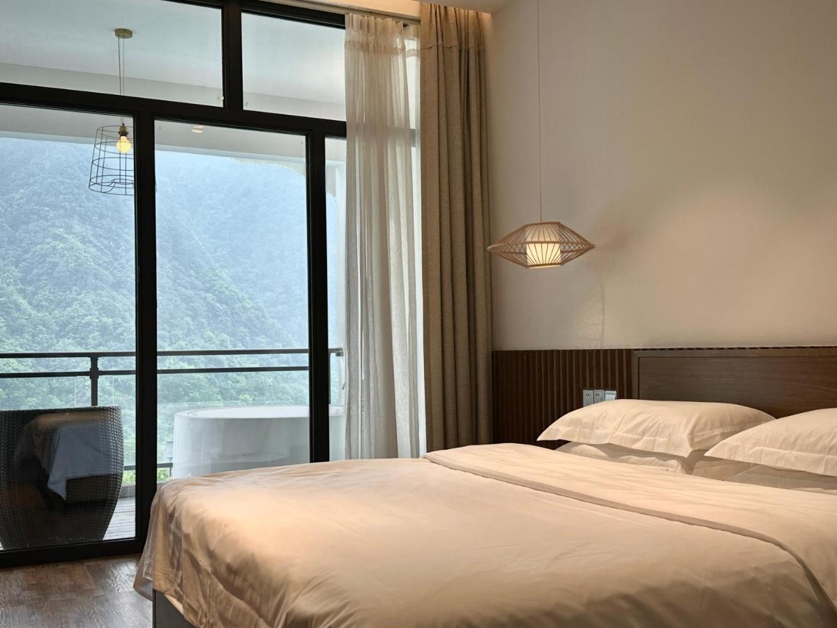 Zhangjiajie National Park Nvue Resorts Экстерьер фото